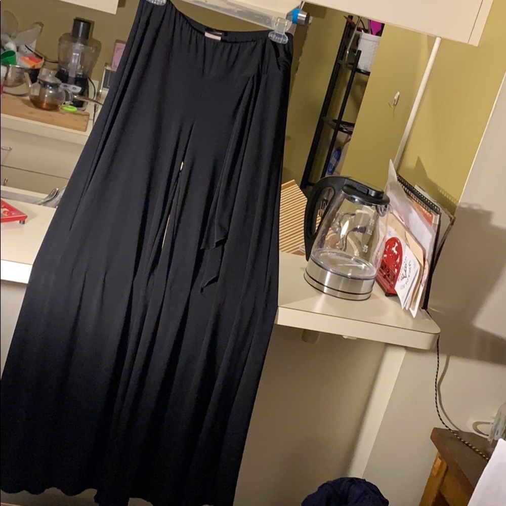Perseption wide leg pants with sash, size Medium